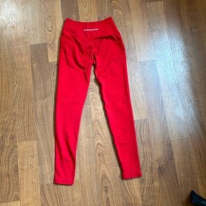 Alphalete amplify - red size medium